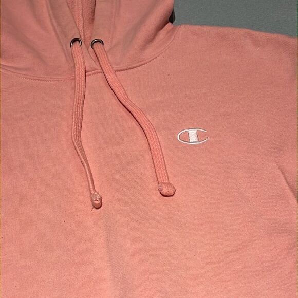 Champion Light Pink Cropped Crewneck Pullover Size S✨  D28 - Picture 3 of 7
